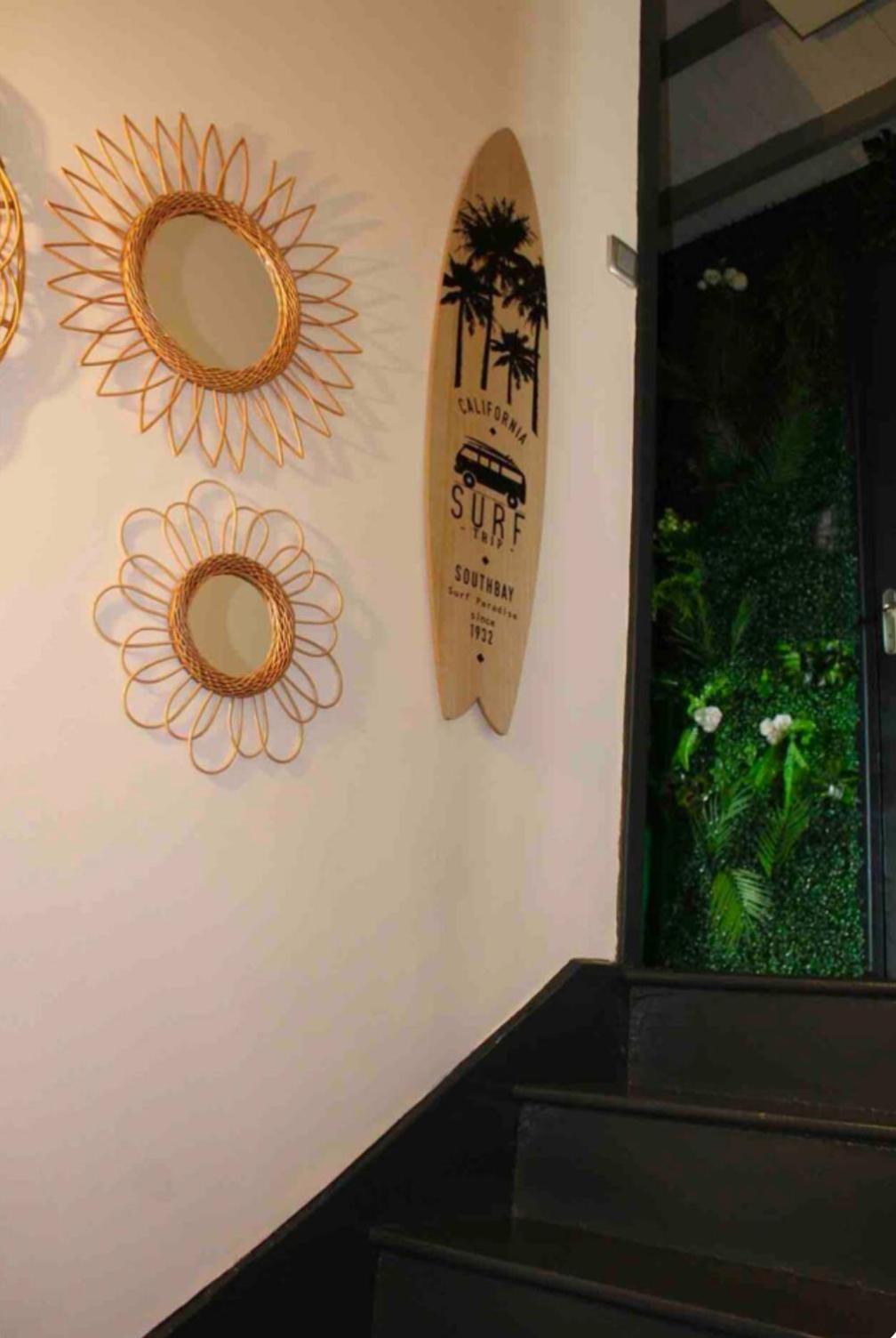Maison "Jungle House" 90 M2 Billard, Retroprojecteur, Bar A Jeux , Vinyle, Wifi Fibre, Ideal Pro & Famille A Montbrison Ngoại thất bức ảnh