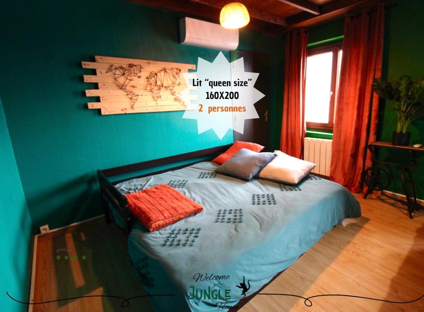 Maison "Jungle House" 90 M2 Billard, Retroprojecteur, Bar A Jeux , Vinyle, Wifi Fibre, Ideal Pro & Famille A Montbrison Ngoại thất bức ảnh